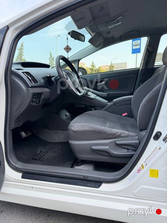 Toyota Prius, 1.8 L, 1.3 kWh, 2011 il, 259 500 km — Avtomobillər, Sumqayıt (8)