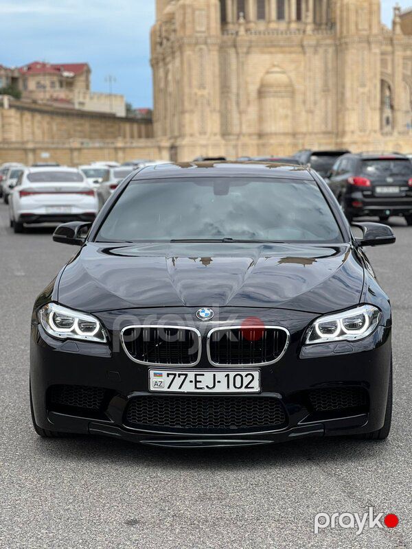 Bmw F10 — Minik avtomobili icarəsi, Bakı (4)