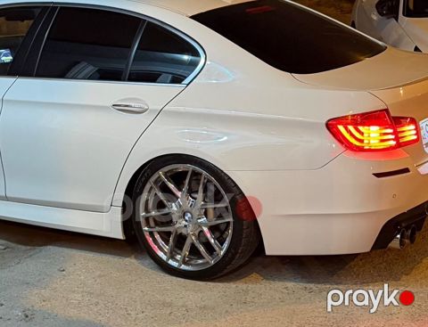 BMW F10 üçün 20" xrom yüngül lehimli disklər və aşağı profilli şinlər — Bakı