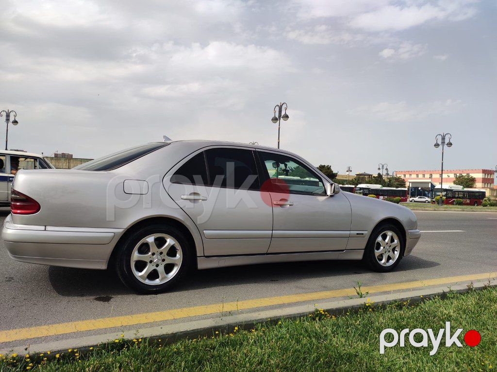 Mercedes E 220, 2.2 L, 2001 il, 650 000 km — Avtomobillər, Bakı (5)