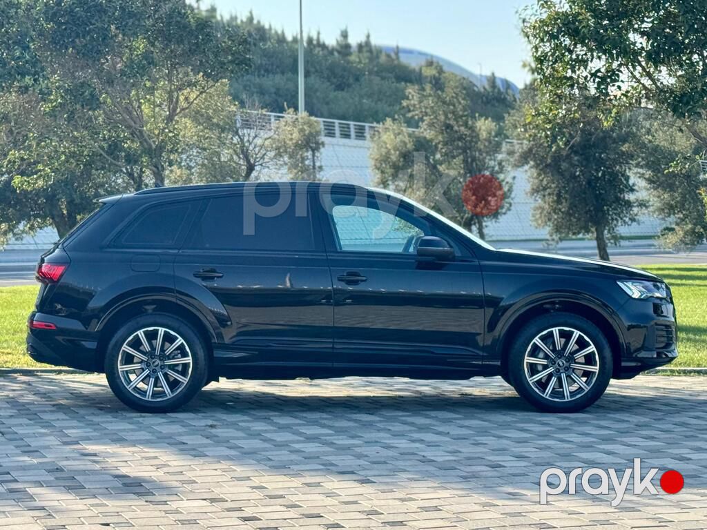 Audi Q7, 2.0 L, 2022 il, 18 000 km — Avtomobillər, Bakı (4)