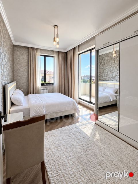 Satılır 5 otaqlı həyət evi/bağ evi 250 m² — Bakı