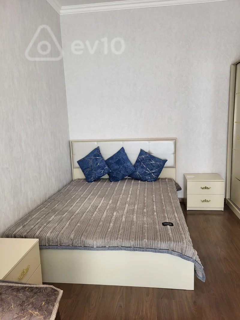 1 otaqlı mənzil, 40 m², silahli quvveler kucesi — kirayə — Bakı