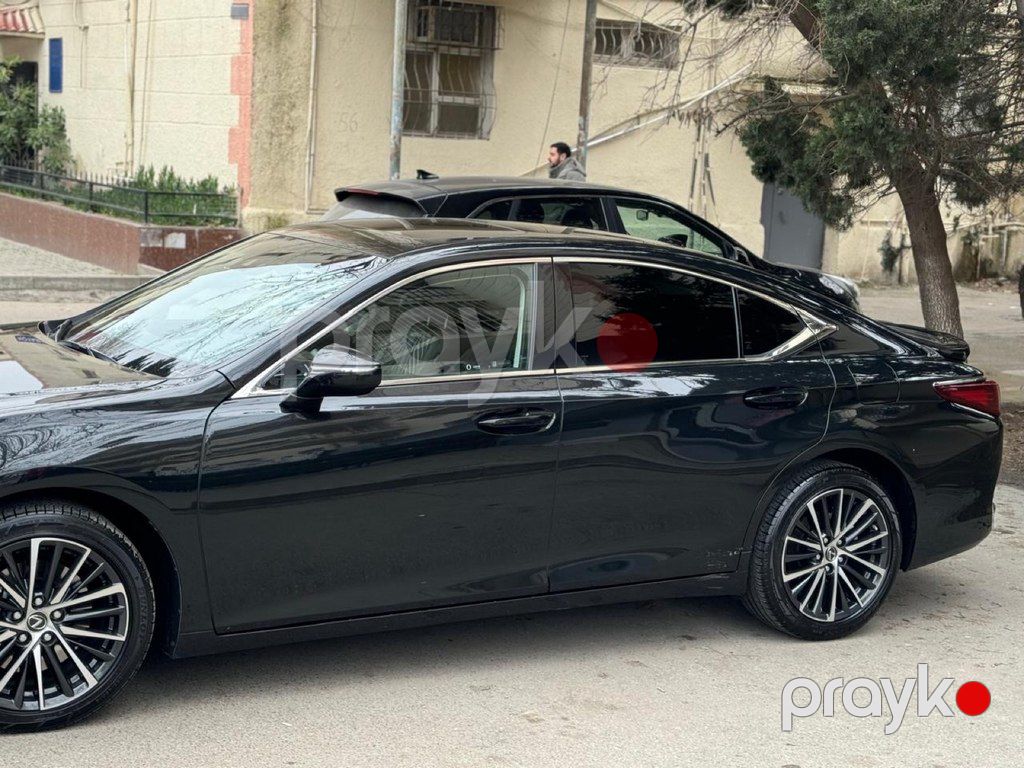 Lexus ES 300h, 2.5 L, 1.59 kWh, 2024 il, 37 000 km — Avtomobillər, Bakı (4)