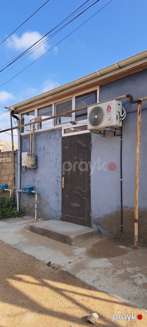 Satılır 2 otaqlı həyət evi/bağ evi 40 m² — Bakı