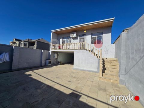 Satılır 3 otaqlı həyət evi/bağ evi 110 m² — Bakı