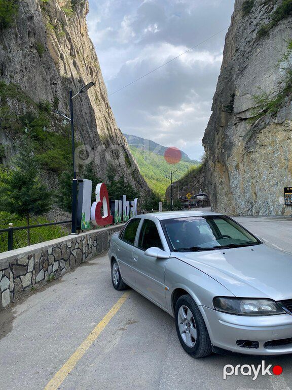 Opel Vectra, 1.8 L, 1996 il, 240 000 km — Avtomobillər, Quba (4)