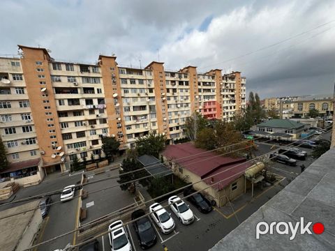 Satılır 4 otaqlı köhnə tikili 110 m² — Bakı