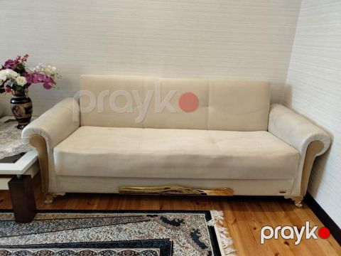 *ZB* *Divan 100 azn* Unvan Laçın ticarət merkezi — Bakı