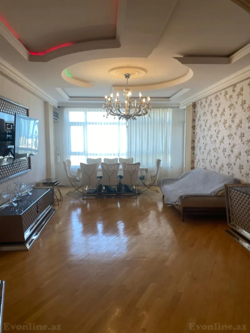Satılır 3 otaqlı Mənzil Yeni tikili 143 m² Bakı, Yasamal r., İnşaatçılar m., Yeni Yasamal — Mənzil, Bakı (5)