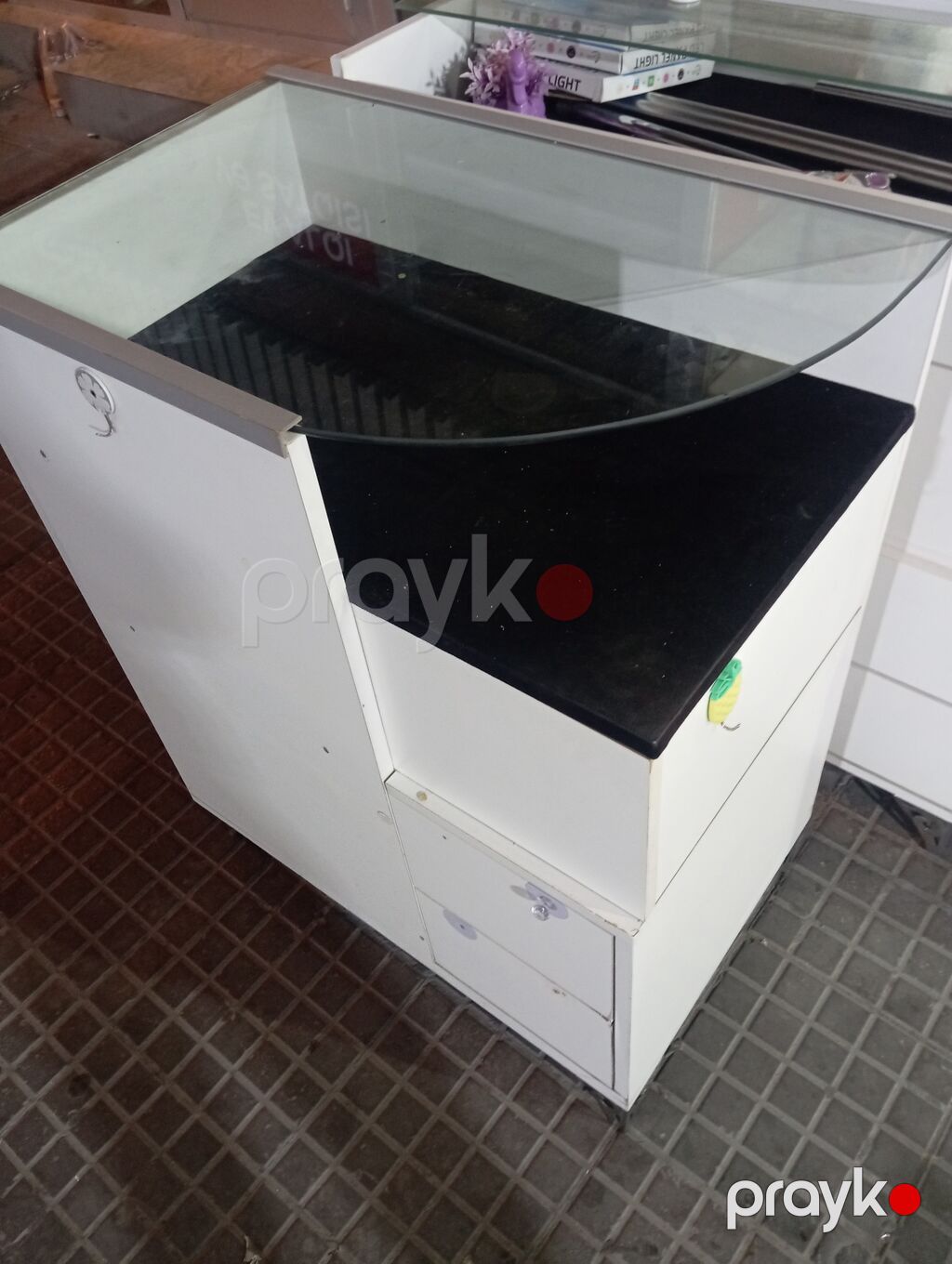 Mağaza üçün kassalı vitrin-bölmə dəsti - Material: ağ rəngli Mdf/ldsp — Kassa avadanlığı, Bakı (3)
