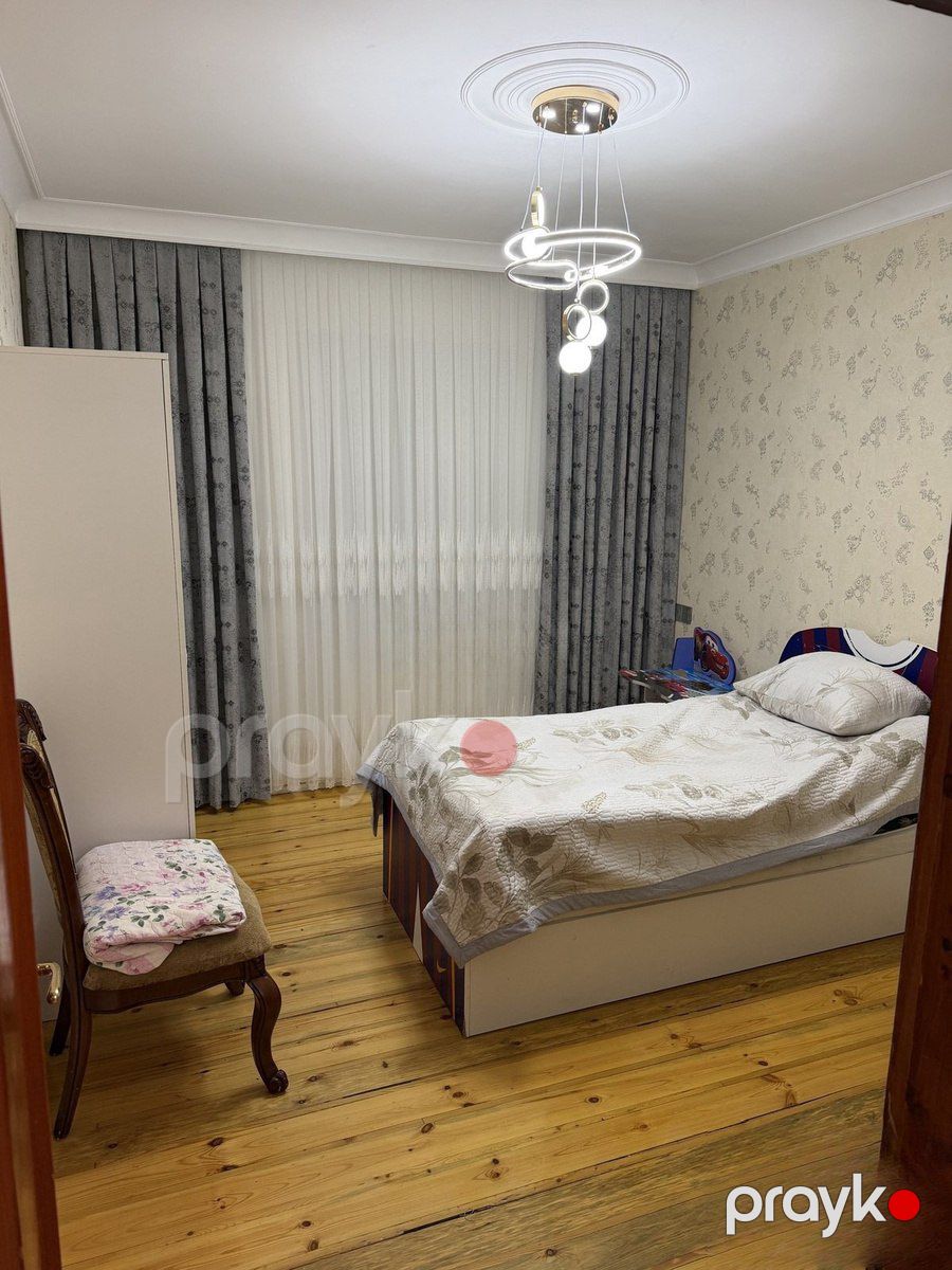 Satılır 4 otaqlı köhnə tikili 100 m² — Mənzil, Bakı (6)