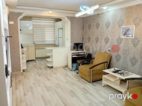 Kirayə 3 otaqlı Bina evi menzil (Köhnə tikili), 55 m², Yasamal rayonu — Bakı