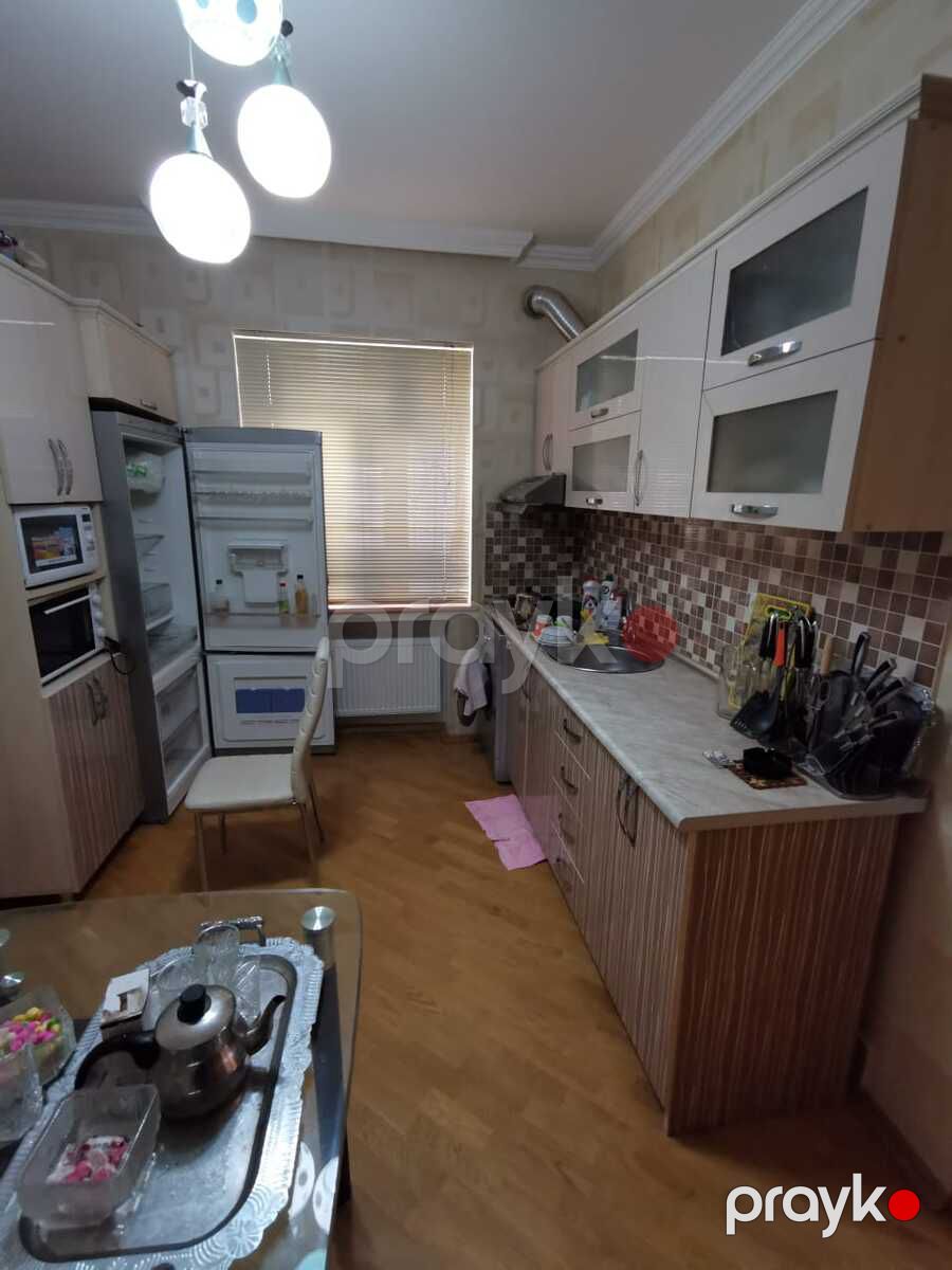 Satılır 4 otaqlı həyət evi/bağ evi 300 m² — Ev, villa, Bakı (6)