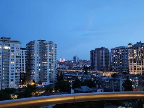 İcarəyə verilir 2 otaqlı yeni tikili 120 m² — Apartment