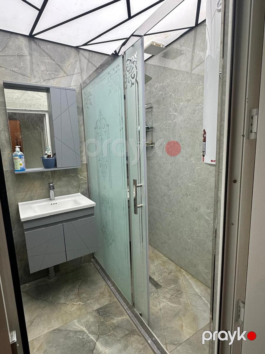 Satılır 2 otaqlı köhnə tikili 65 m² — Mənzil, Bakı (9)