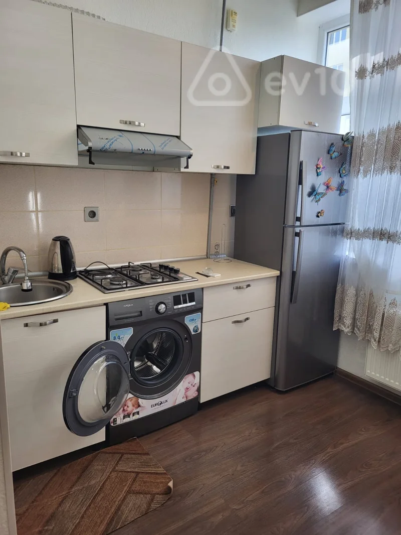 1 otaqlı mənzil, 40 m², silahli quvveler kucesi — kirayə — Mənzil, Bakı (3)