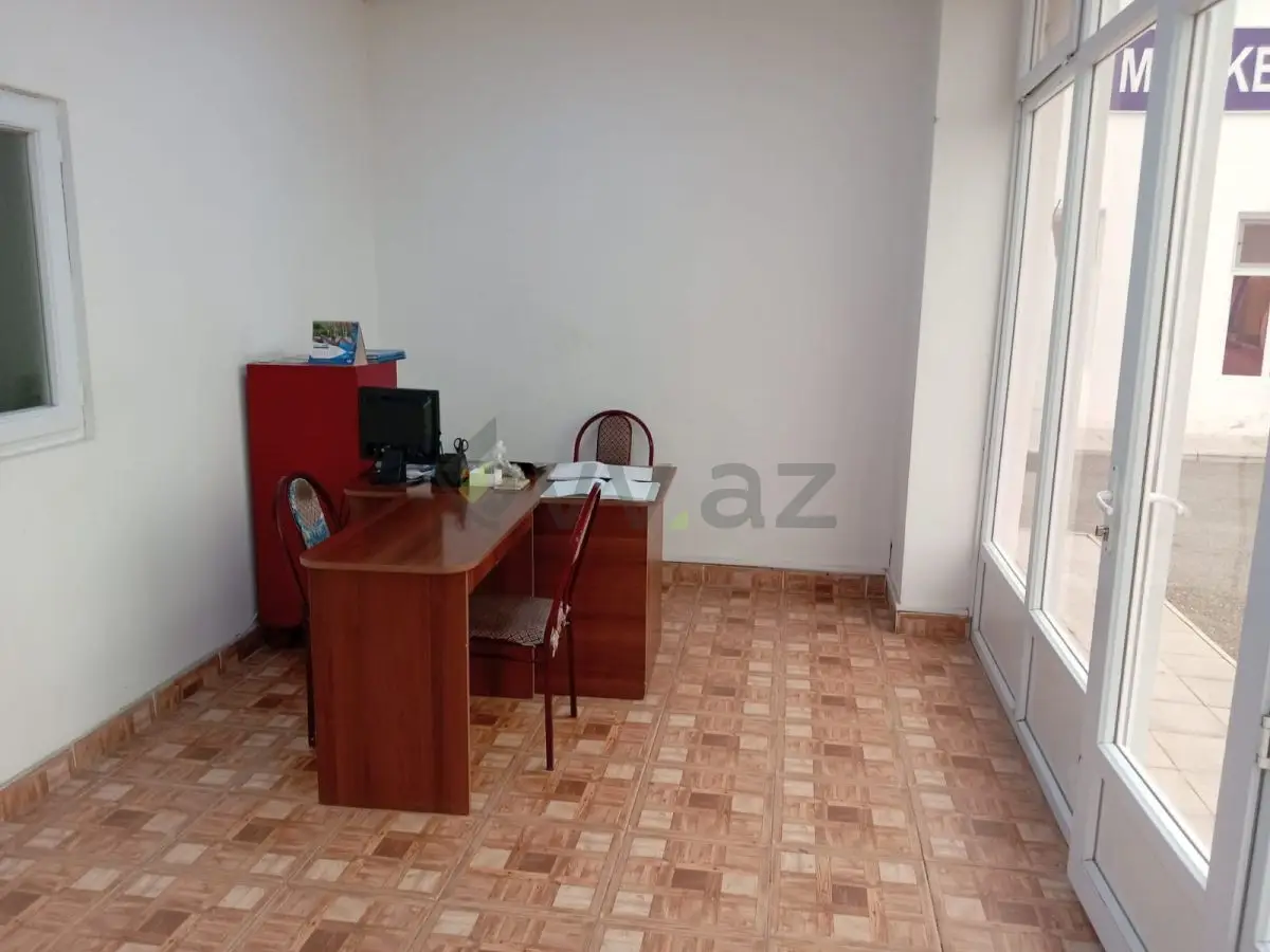 200 m² Obyekt / Ofis Satılır, Ağdaş — Əmlak, Ağdaş (11)