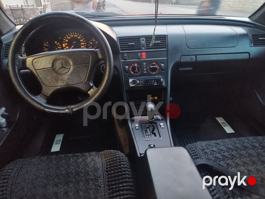 Mercedes-Benz C-Class: 1.8 l 1995 il Sedan — Avtomobillər, Saatlı (5)