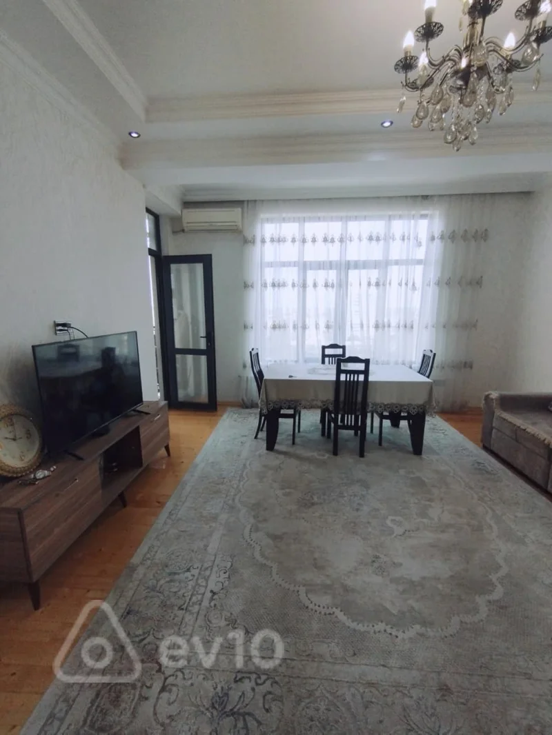 2 otaqlı mənzil, 107 m², Qara Qarayev prospekti — Bakı
