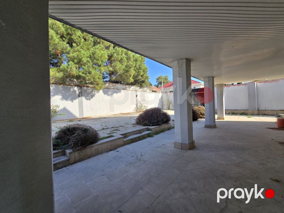 Satılır 4 otaqlı həyət evi/bağ evi 400 m² — Ev, villa, Bakı (12)