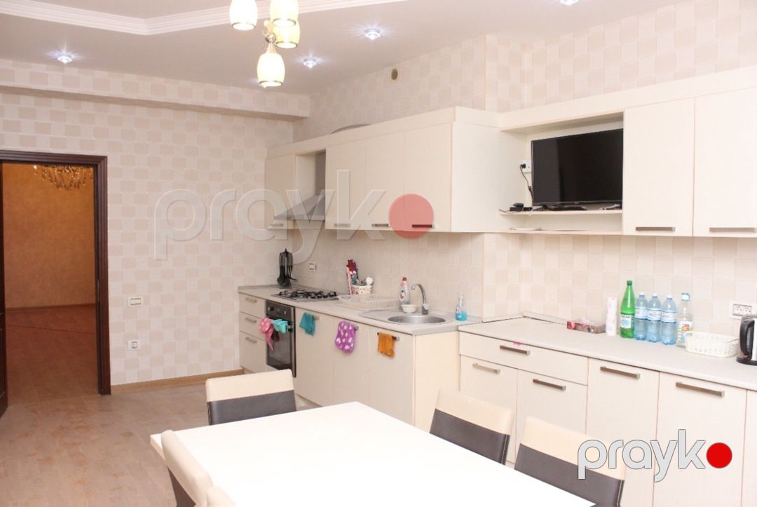 Satılır 4 otaqlı yeni tikili 217 m² — Mənzil, Bakı (5)