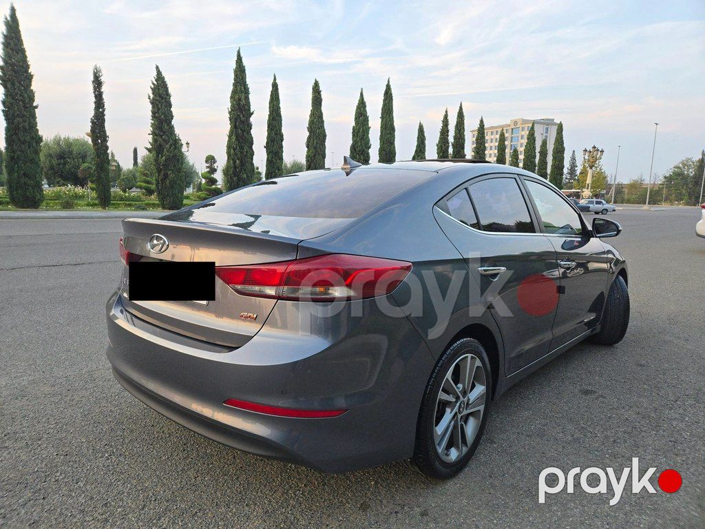 Hyundai Avante, 1.6 L, 2016 il, 180 000 km — Avtomobillər, Gəncə (11)