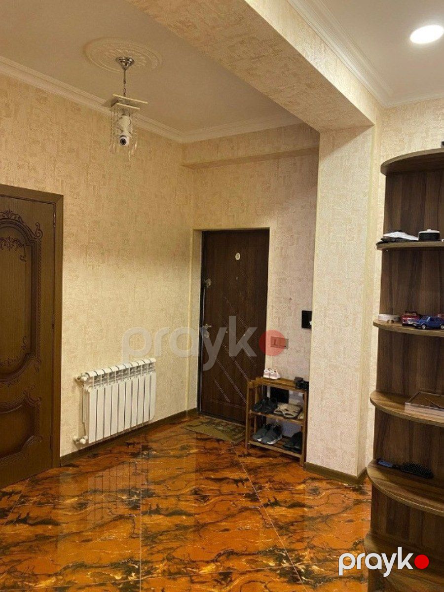 Satılır 2 otaqlı köhnə tikili 86 m² — Mənzil, Bakı (8)