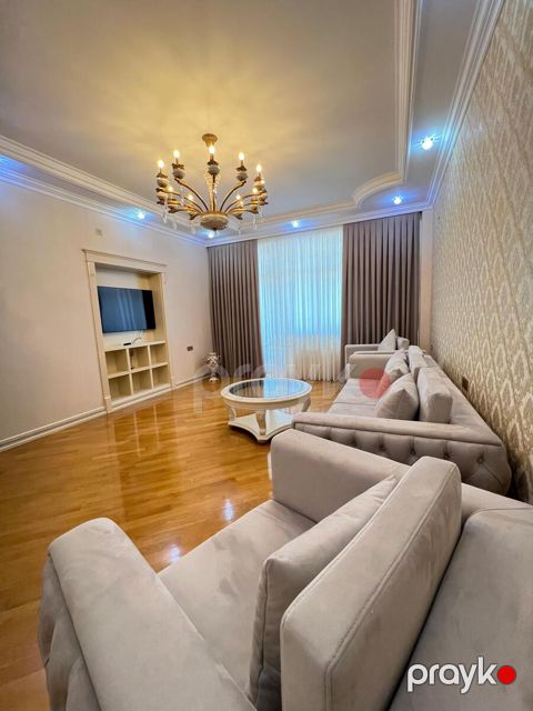 İcarəyə verilir 3 otaqlı yeni tikili 140 m² — Bakı