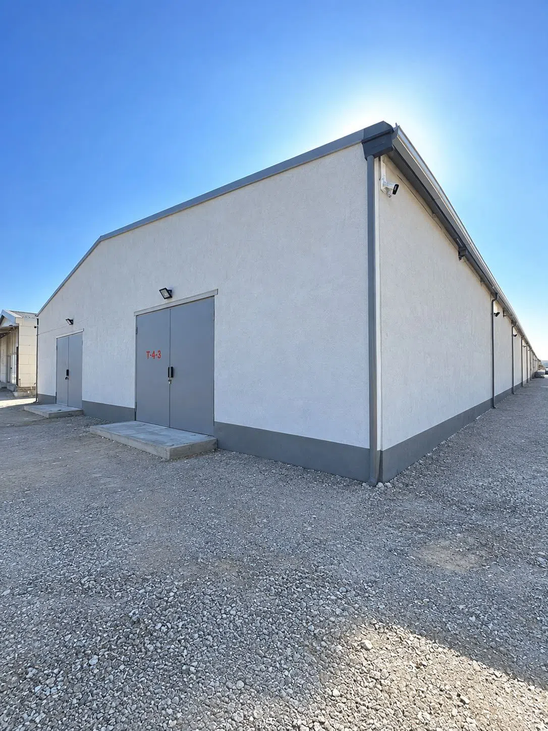 265 m² sahəsi olan anbar kirayə verilir — Bakı