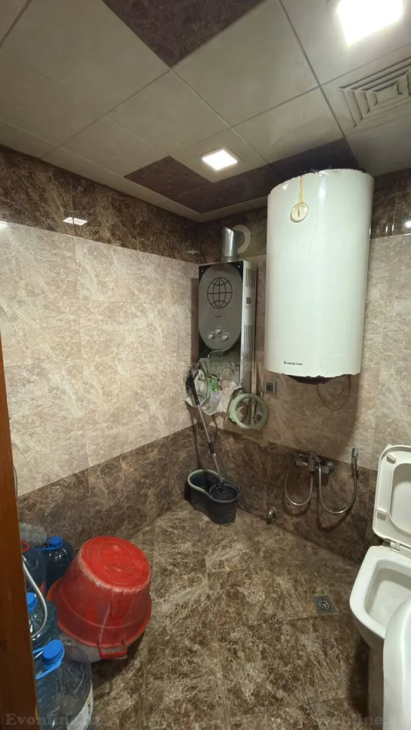 Satılır 2 otaqlı Mənzil Köhnə tikili 60 m² Bakı, Yasamal r., 20 Yanvar m., Yasamal — Mənzil, Bakı (8)