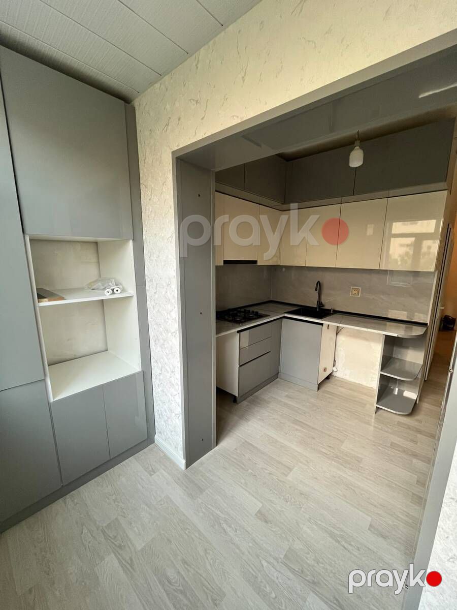Satılır 2 otaqlı köhnə tikili 65 m² — Mənzil, Bakı (10)