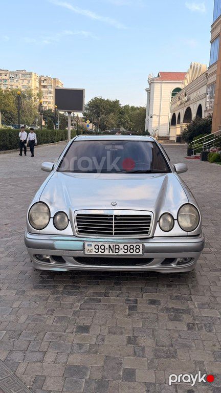 Mercedes E 230, 2.3 L, 1996 il, 595 743 km — Bakı