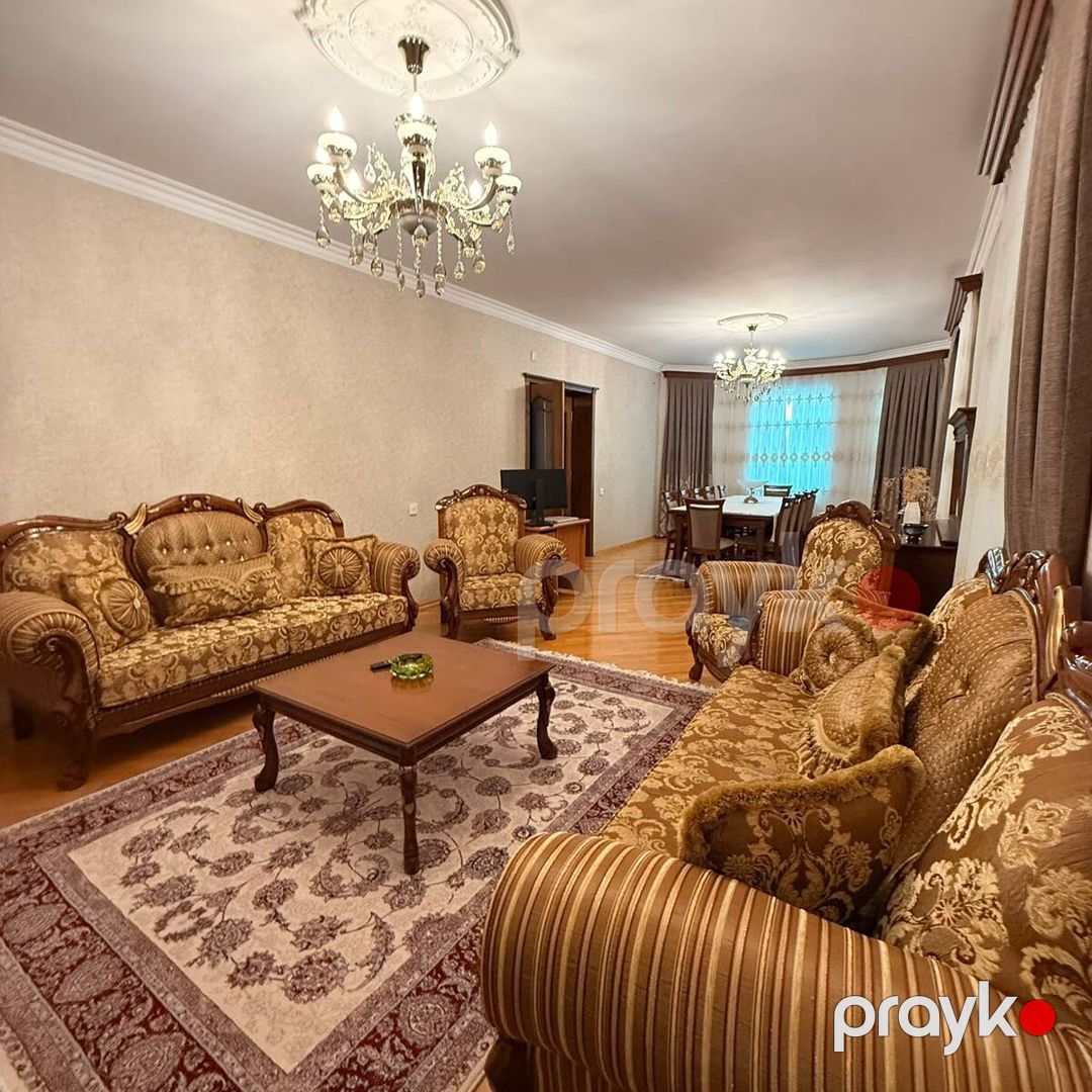 Satılır 7 otaqlı həyət evi/bağ evi 300 m² — Ev, villa, Bakı (5)