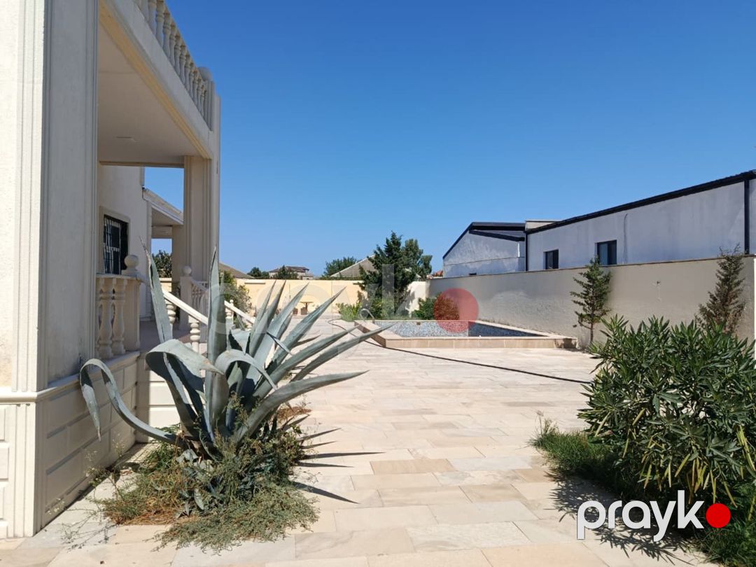 Satılır 5 otaqlı həyət evi/bağ evi 300 m² — Ev, villa, Bakı (10)
