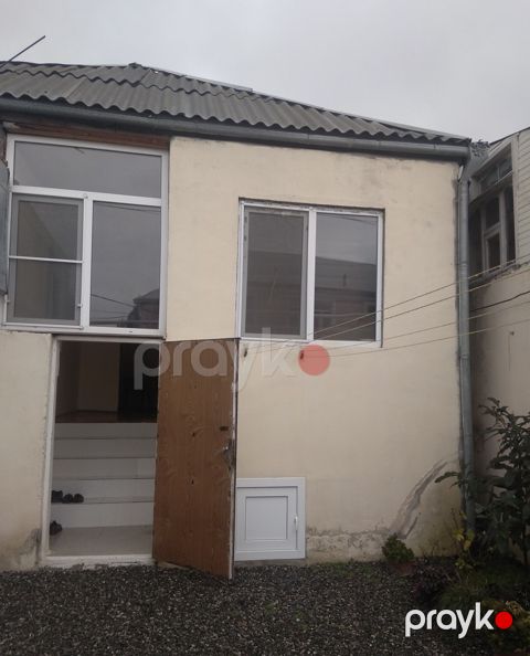 Satılır 4 otaqlı həyət evi/bağ evi 100 m² — Bakı