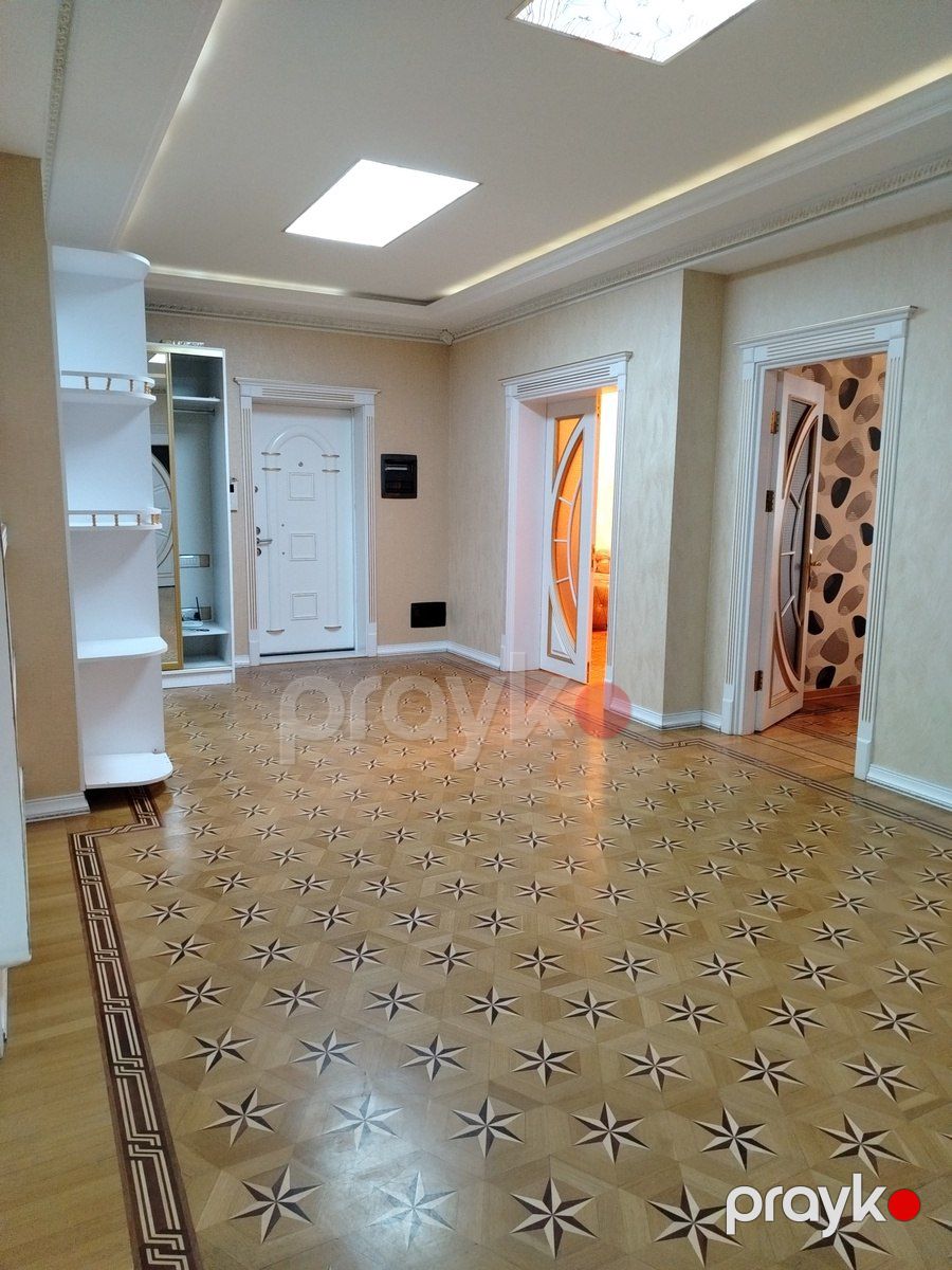 İcarəyə verilir 4 otaqlı yeni tikili 175 m² — Mənzil, Bakı (12)