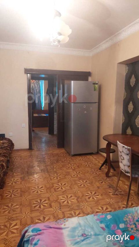 Satılır 2 otaqlı köhnə tikili 52 m² — Bakı