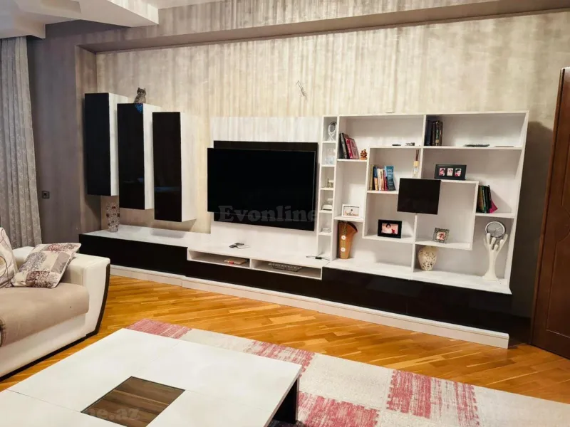 Kirayə verilir 3 otaqlı Mənzil Yeni tikili 140 m² Bakı, Nizami r., Xalqlar Dostluğu m — Bakı