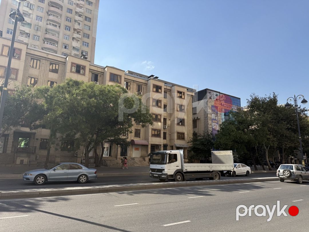 Satılır 2 otaqlı köhnə tikili 49 m² — Mənzil, Bakı (9)