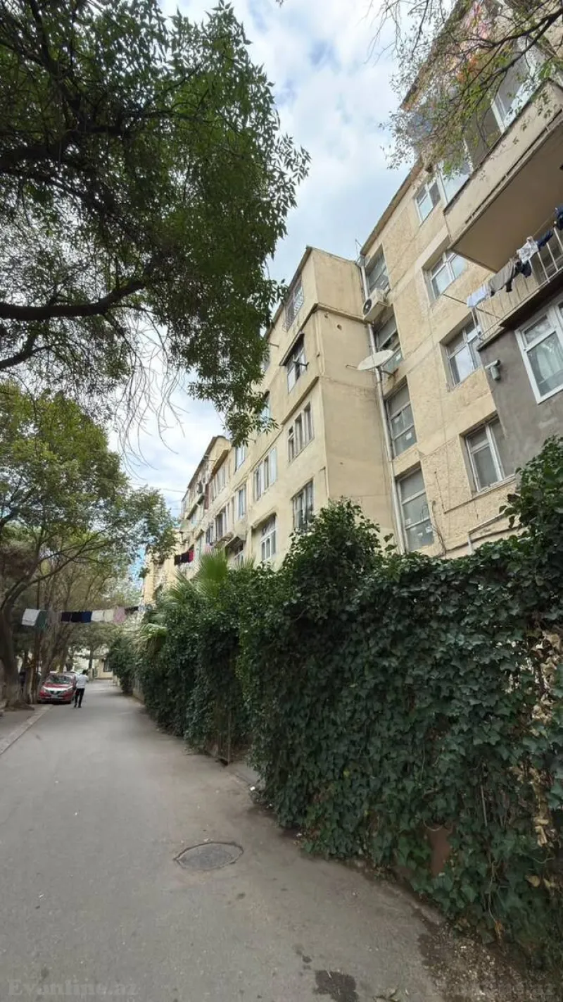 Satılır 2 otaqlı Mənzil Köhnə tikili 60 m² Bakı, Yasamal r., 20 Yanvar m., Yasamal — Bakı
