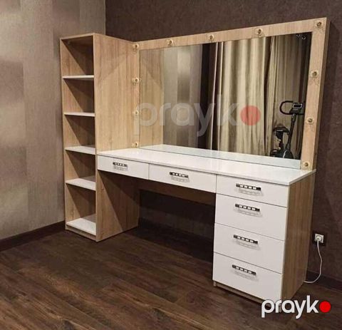 Güzgülü komod Fabrik istehsalı makiyaj / vizaj / gözəllik salonu — Bakı