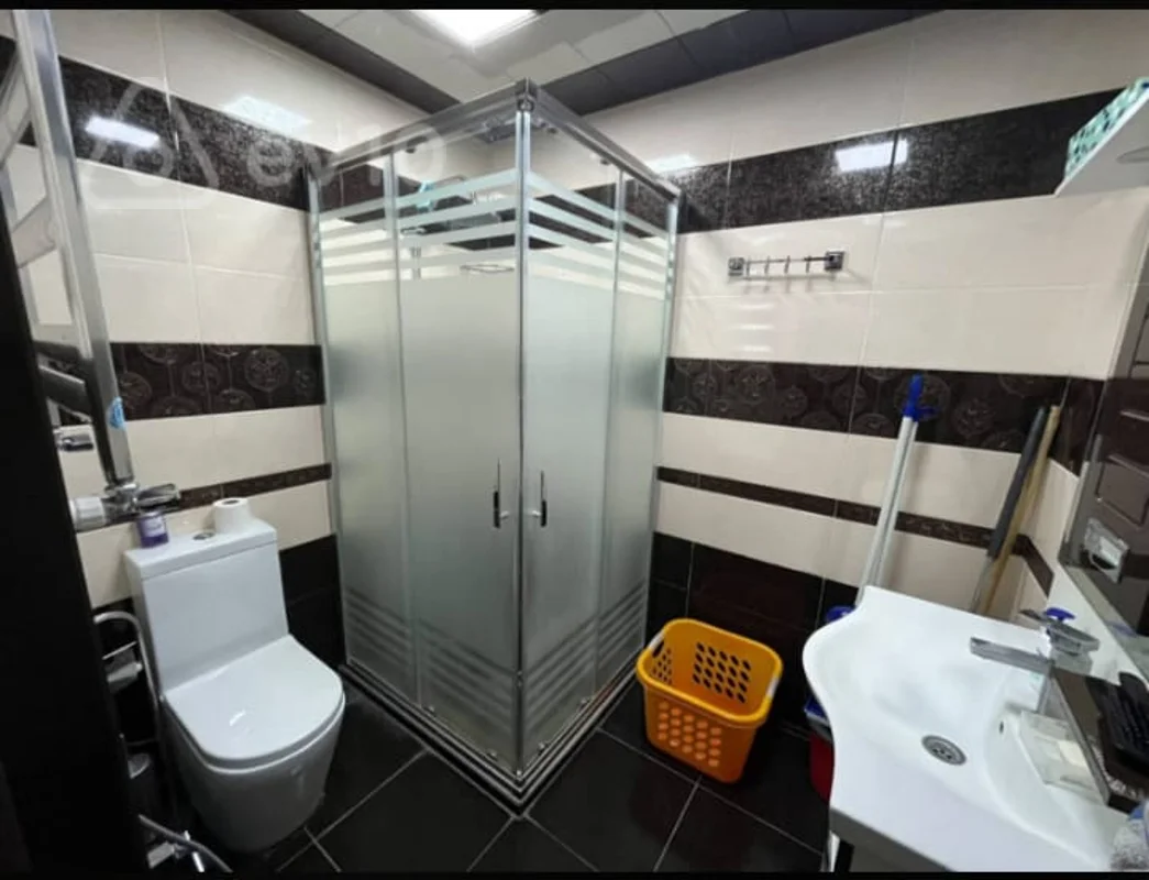 3 otaqlı mənzil, 100 m², Həsən Bəy Zərdabi — kirayə — Mənzil, Bakı (9)