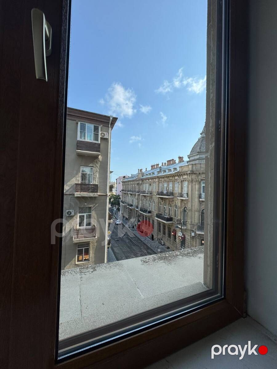 Satılır 9 otaqlı həyət evi/bağ evi 550 m² — Ev, villa, Bakı (2)