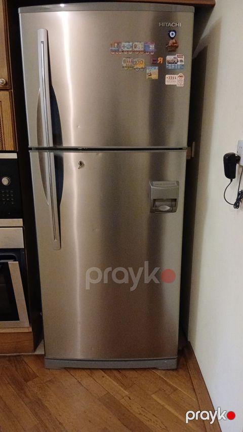 Hitachi iki qapılı soyuducu (üstdən donduruculu), inox rəng. - Brend — Bakı
