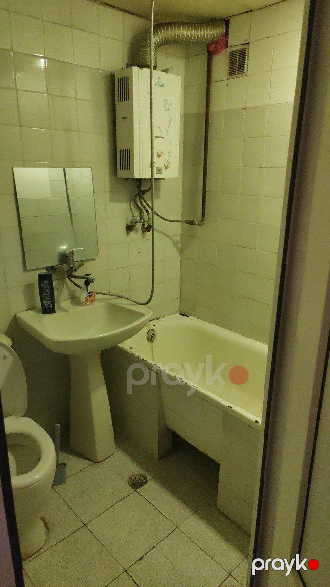 İcarəyə verilir 1 otaqlı köhnə tikili 55 m² — Mənzil, Bakı (6)