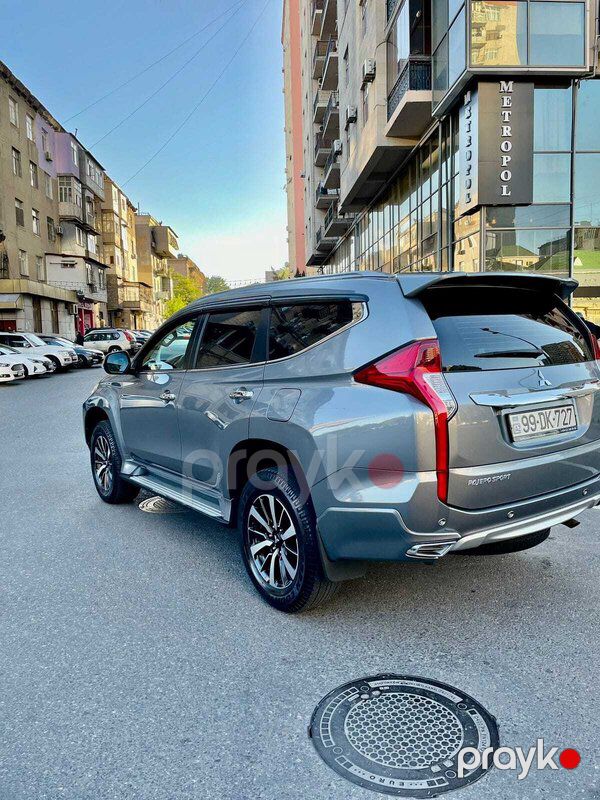 Padjero sport 2021 ci il — Minik avtomobili icarəsi, Bakı (3)