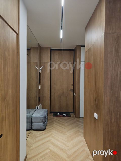 Satılır 5 otaqlı həyət evi/bağ evi 240 m² — Bakı
