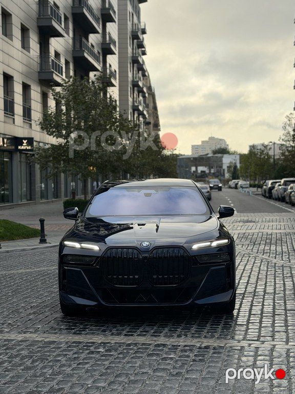 BMW i7, 105.7 kWh, 2023 il, 30 000 km — Avtomobillər, Bakı (2)