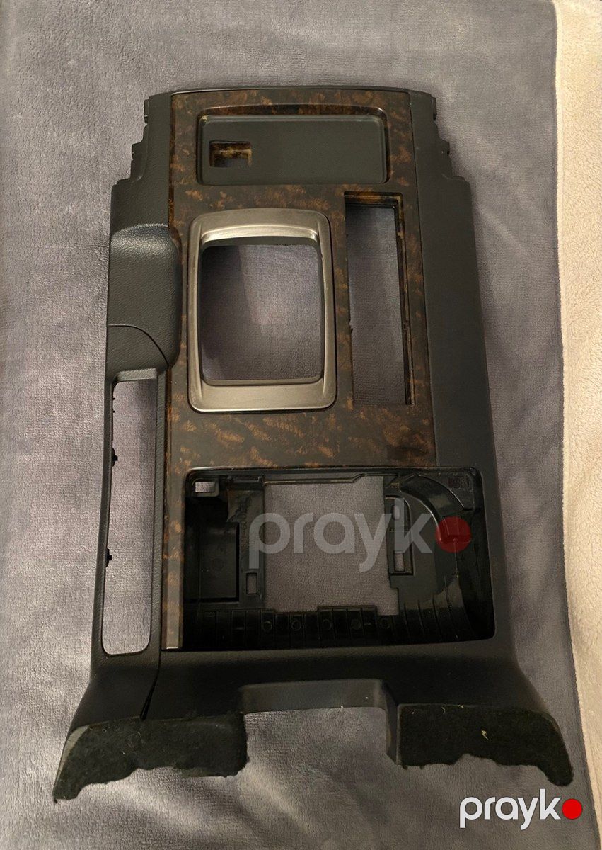 Toyota Land Cruiser 200 konsol paneli — Ehtiyat hissələri və aksesuarlar, Bakı (2)